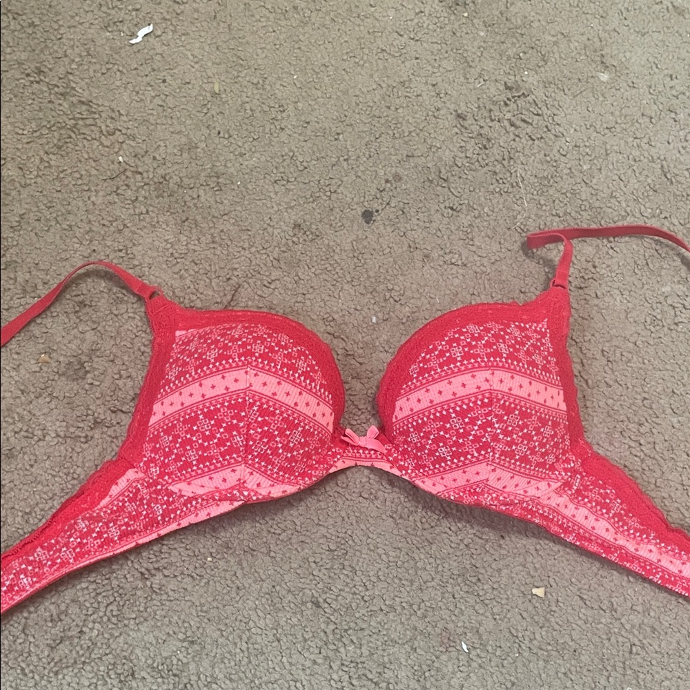 Victoria's Secret Vibrant Red Lace Bra